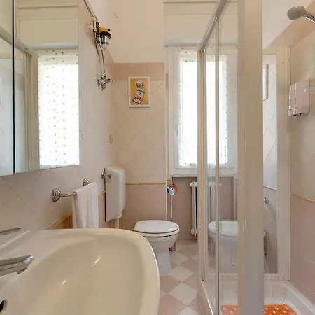 Carosello 3* בולוניה